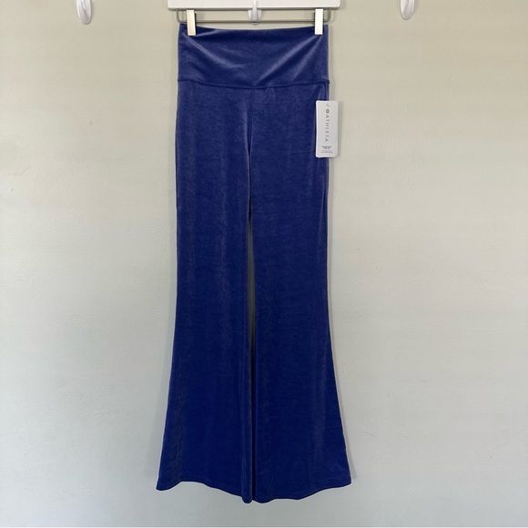 Athleta Elation Velvet‎ Flare Pants Size XS - Picture 1 of 10